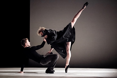 Duda Eva Tarsulat Egy kiallitas foto Domolky Daniel