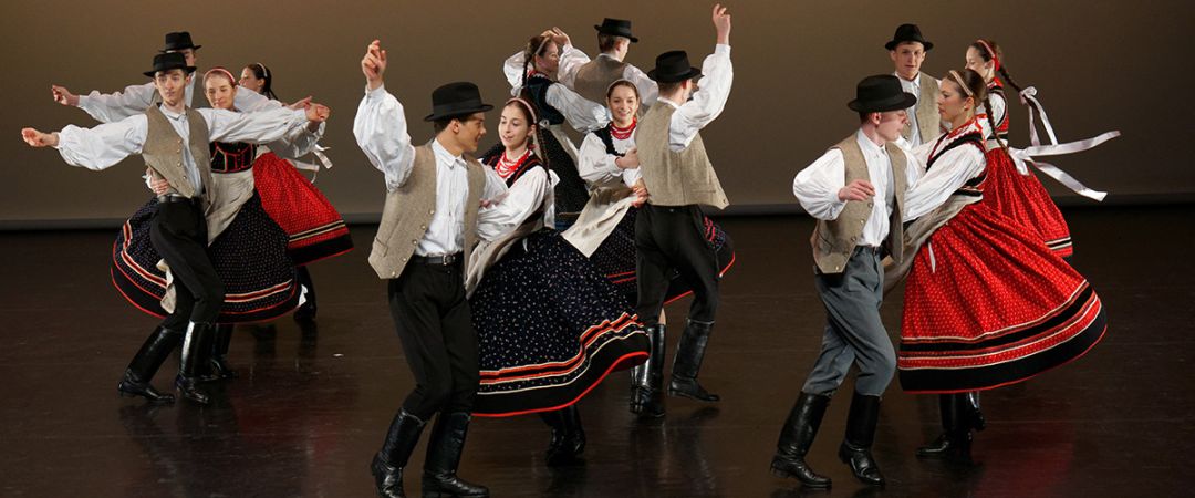 elindultam vilag utjan magyar tancmuveszeti egyetem original 176687